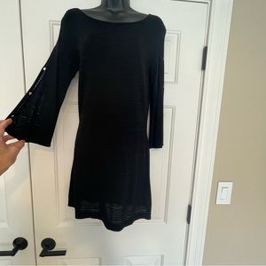 White House Black Market Ribbed Tunic w/Silver Button Detail on Sleeves Small